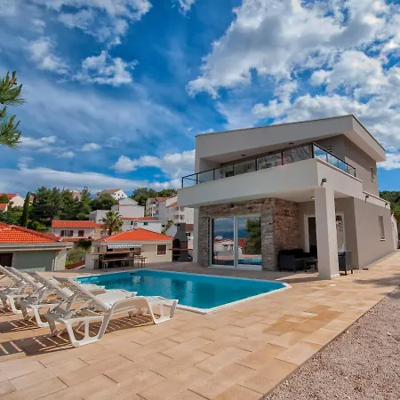Villa Sablja *