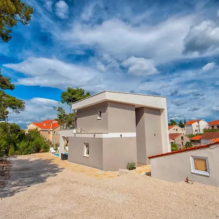 Villa Sablja *